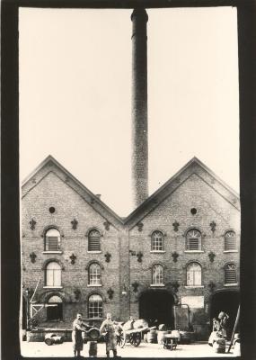 Brouwerij Coveliers, later Van Milders / Markt