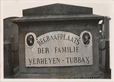 Kerkhof / Zerken / Anne Hendrickx / J. Van Hal / familie Dierckx / familie Verheyen-Tubbax / M. Blommert 