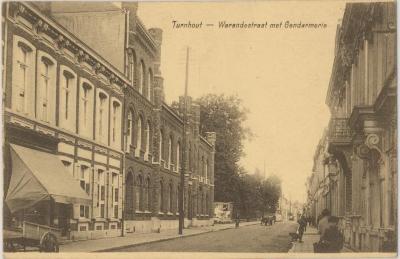 Turnhout - Warandestraat met Gendarmerie