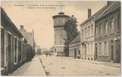 Turnhout. - Le Château d'Eau et la Rue du Jardin. [Het Water Kasteel en Hofstraat]