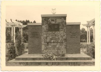 Gedenksteen van Franz Andelhof