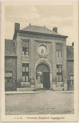 Turnhout, Begijnhof. Ingangpoort - Entrée du Béguinage