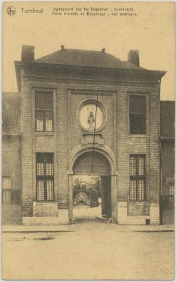 Turnhout Ingangspoort van het Begijnhof : buitenzicht Porte d'entrée du Béguinage : vue extérieure.