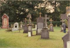 O.L. Vrouwkerk van Zevendonk / afbraak 1991 : kerkhof