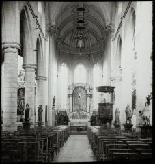Kempen kunst: Santhoven - binnenzicht kerk