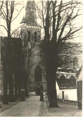 St. Waldetrudiskerk / exterieur