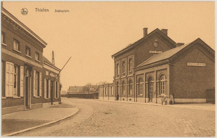 Thielen Statieplein.