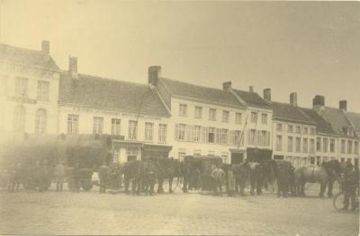 Bedrijven / Stoomketel voor Belgica op Grote Markt (1900?)