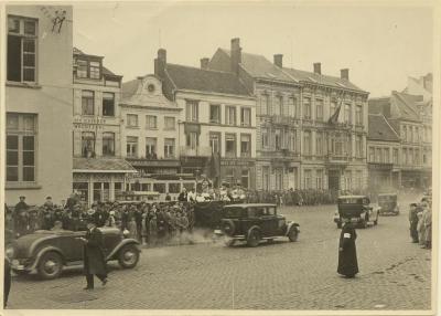 Autowijding 1938 op Grote Markt