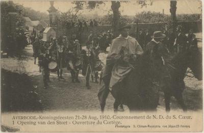 Averbode. - Kroningsfeesten 21-28 Aug. 1910. - Couronnement de N.D. du S. Cœur. Opening van den Stoet - Ouverture du Cortège.