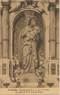 Averbode Het beeld van O.L.V. van 't H. Hart La statue de N.D. du Sacré-Cœur