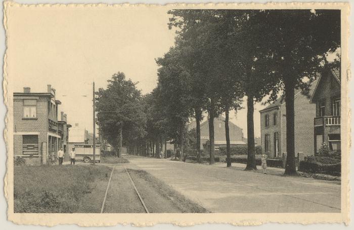 Poppel Steenweg op Tilburg