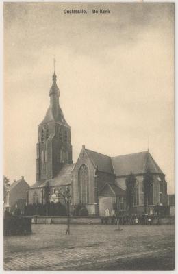 Oostmalle. De Kerk