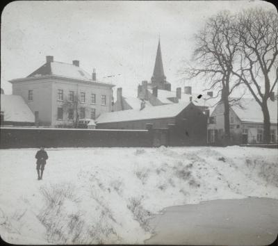 Plein van het kasteel onder sneeuw 1910 Turnhout