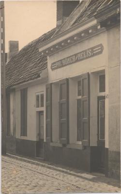 Papenstraatje / Ph. Pr. Römer-Melis (stoven en smederij)