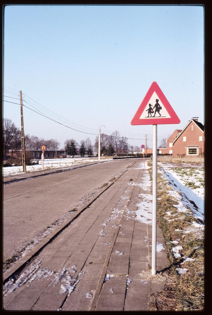 Fonteinstraat te Turnhout - Verkeersbord overstekende kinderen