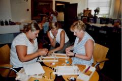 Zomer ateliers "parelweven - textieldruk 4 augustus 2006" gratis rondleiding Taxandriamuseum