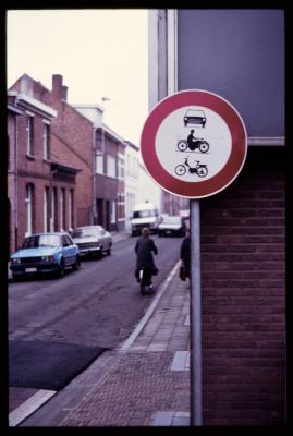 Eigenaarsstraat te Turnhout ter hoogte van het kruispunt met de Rubensstraat.