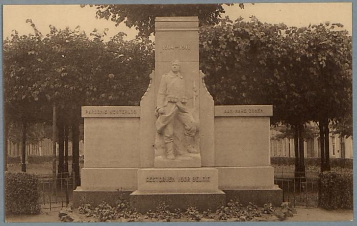 Westerloo Standbeeld der Gesneuvelden. Monument des Héros de la Guerre.