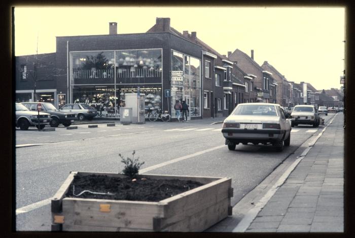 Steenweg op Oosthoven proef