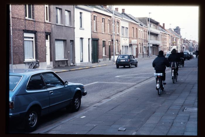 Steenweg op Oosthoven proef