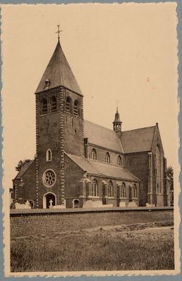 Zoersel - Kerk Gothische Kerk in Kempische baksteen opgetrokken draat het jaartal 1374 de huidige kekr dagtekent echter van 1539.