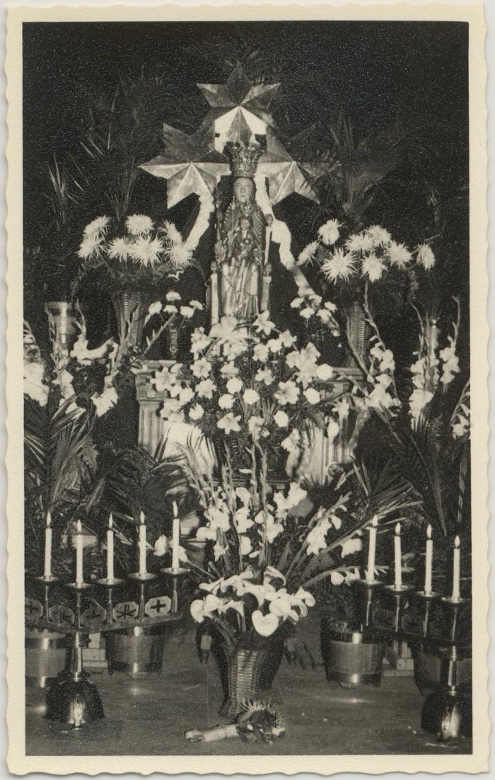 Beeldje O.L. Vrouw van Vosselaar in O.L. Vrouw Middelareskerk