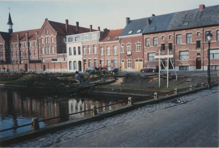 Omgeving van kasteel bij rooien van bomen 1994
