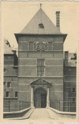 Turnhout Ingang Oud Kasteel nu Gerechtshof