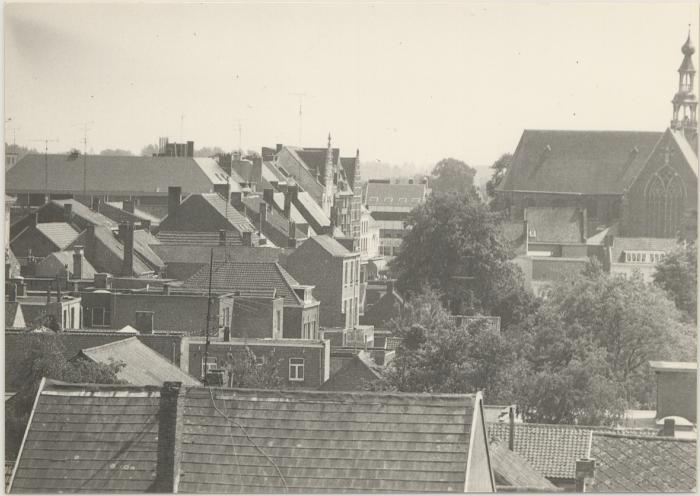 Zicht over daken en huizen in Turnhout
