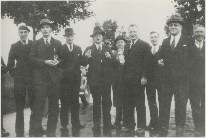 Foto album Burgemeester Van Hoeck
