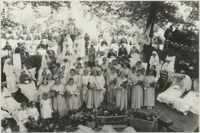 Foto van Begijnhof: ziekentridiuüm 1934