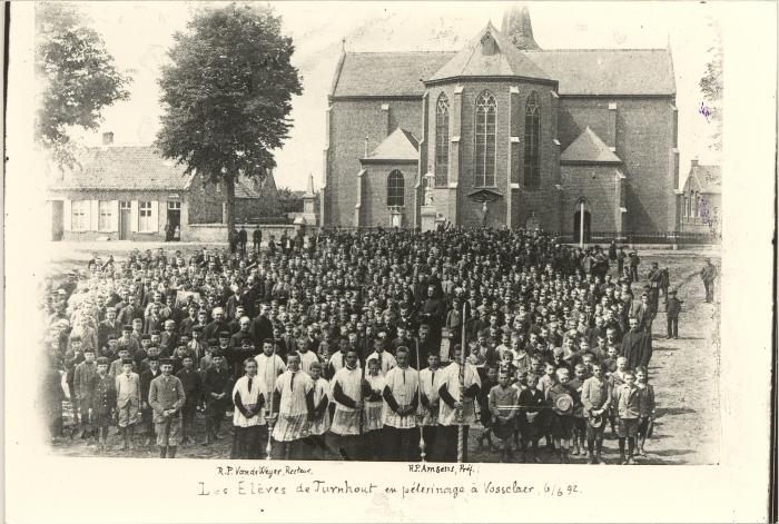 Leerlingen van Turnhout op bedevaart in Vosselaar
