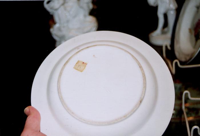 Taxandriamuseum, zolderverdieping, huisraad, zaal Francicus Xavéry porseleinen voorwerpen.
