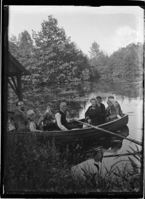 Familie Versteylen - du Four met kleinkinderen Boone in de boot