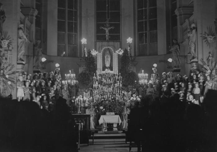 H. Kruiskerk meimaand viering 
