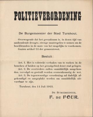 "Politieverordening (…) strenge maatregelen te nemen om de boschbranden in de mate van het mogelijke te voorkomen (…) 14 juli 1926", affiche
