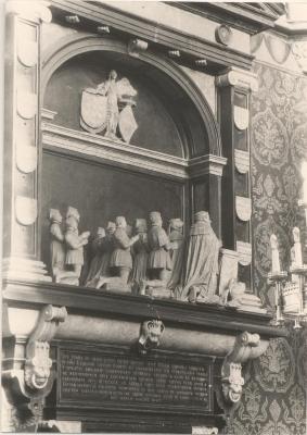 St. Katharinakerk / Praalgraf F. de Lalaing en zijn familie