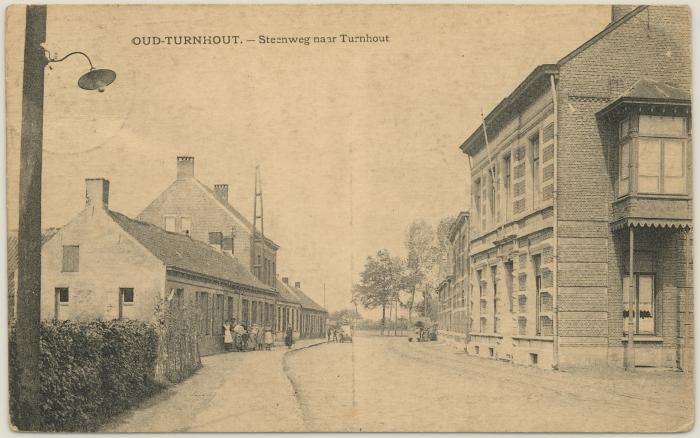 Oud-Turnhout. Steenweg naar Turnhout.