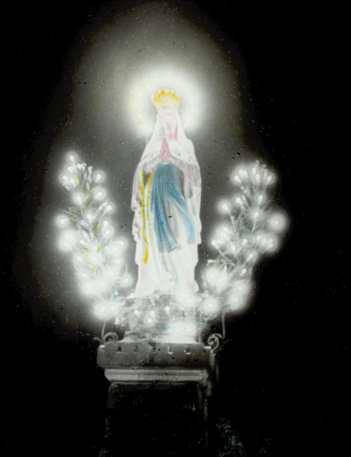 Lourdes I - verlichte Maria - V. Hal