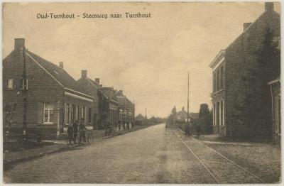 Oud-Turnhout. Steenweg naar Turnhout.