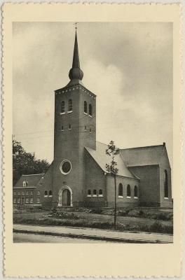 Oud Turnhout. Zwaneven Kerk.