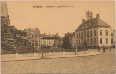 Turnhout Stadhuis en gedeelte der Markt