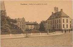 Turnhout Stadhuis en gedeelte der Markt