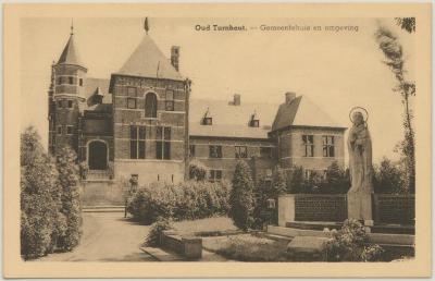 Oud-Turnhout. Gemeentehuis en omgeving.