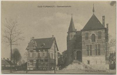 Oud-Turnhout. Gemeentehuis.