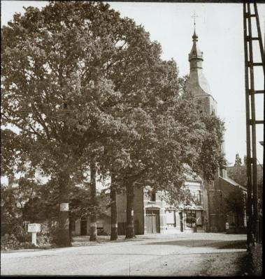 Oostmalle - dorpszicht kerk - [] V. Hal