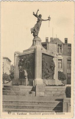 Turnhout Standbeeld gesneuvelde soldaten