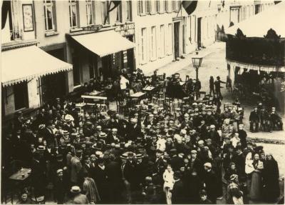 Kermistafereel Grote Markt (vóór 1904)
