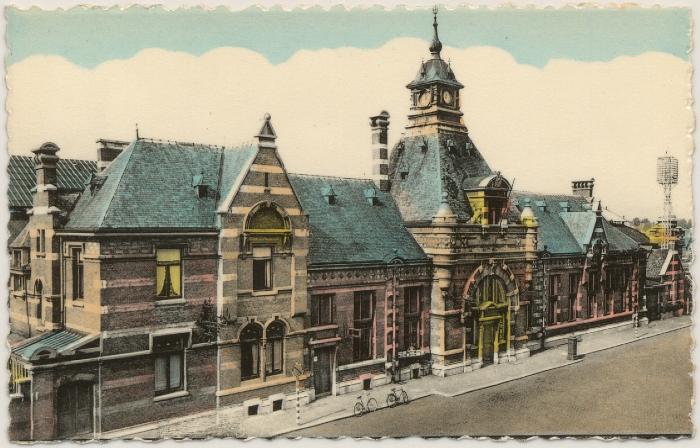 Turnhout - Stationsgebouw